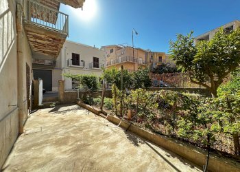 Foto 8 - Casa indipendente VIA NICOLO POETA FONTANA
 
1, Castellammare del Golfo - foto 8