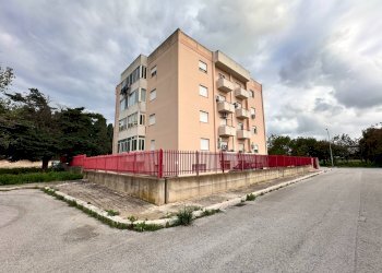 Foto 1 - Quadrilocale Francesco Sceusa
 
2, Trapani - foto 1