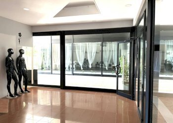 Ricezione / Lobby - Locale Commerciale Via dei Romagnoli
515, Roma - foto 8