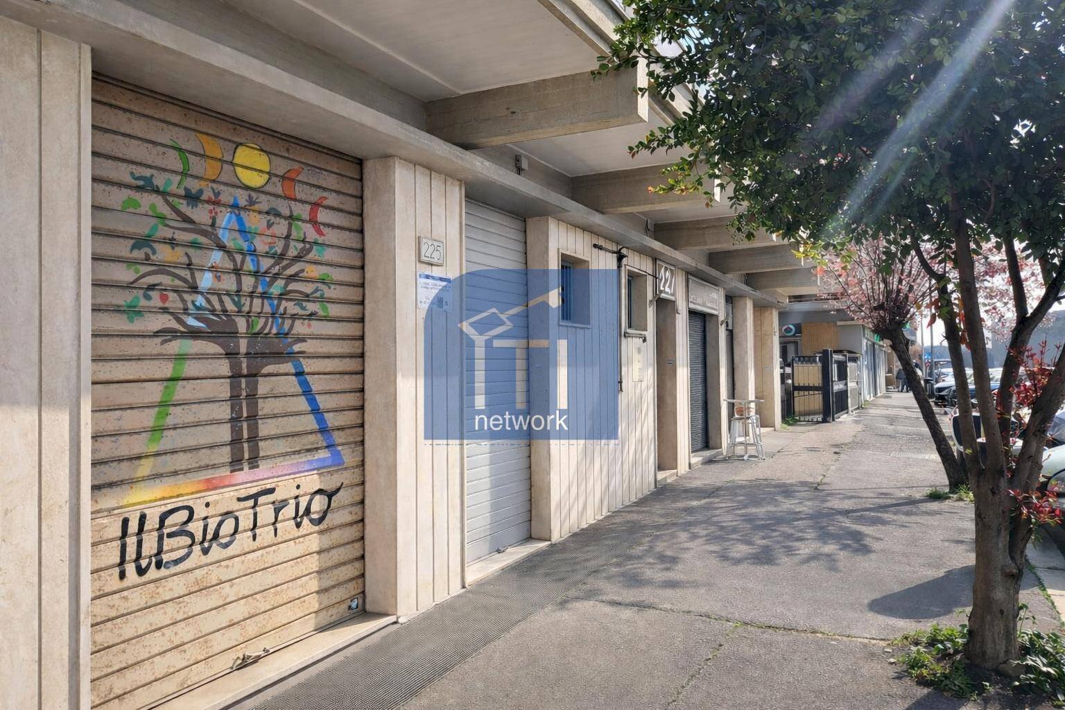 Foto 1 - Shop via Mar Rosso
 
227/229, Roma - photo 1