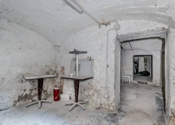 Stanza vuota - Negozio Via Perugia
 
19, Roma - foto 13