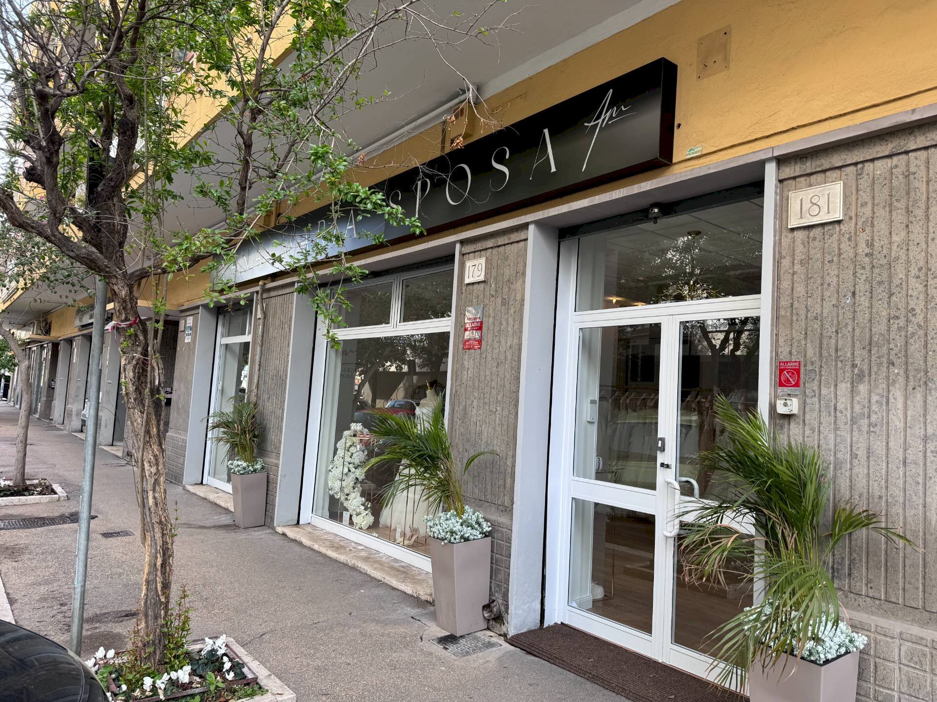 Edificio all\'aperto - Commercial Premises Via delle Baleari
177, 179, Roma - photo 3