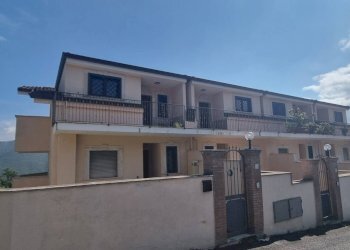 Edificio all\'aperto - Semi-detached Villa via umberto parricchi
 
3a, Anticoli Corrado - photo 4