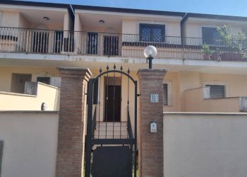 Edificio all\'aperto - Semi-detached Villa via umberto parricchi
 
3a, Anticoli Corrado - photo 27