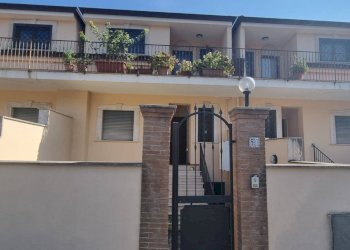 Edificio all\'aperto - Semi-detached Villa via umberto parricchi
 
3a, Anticoli Corrado - photo 28