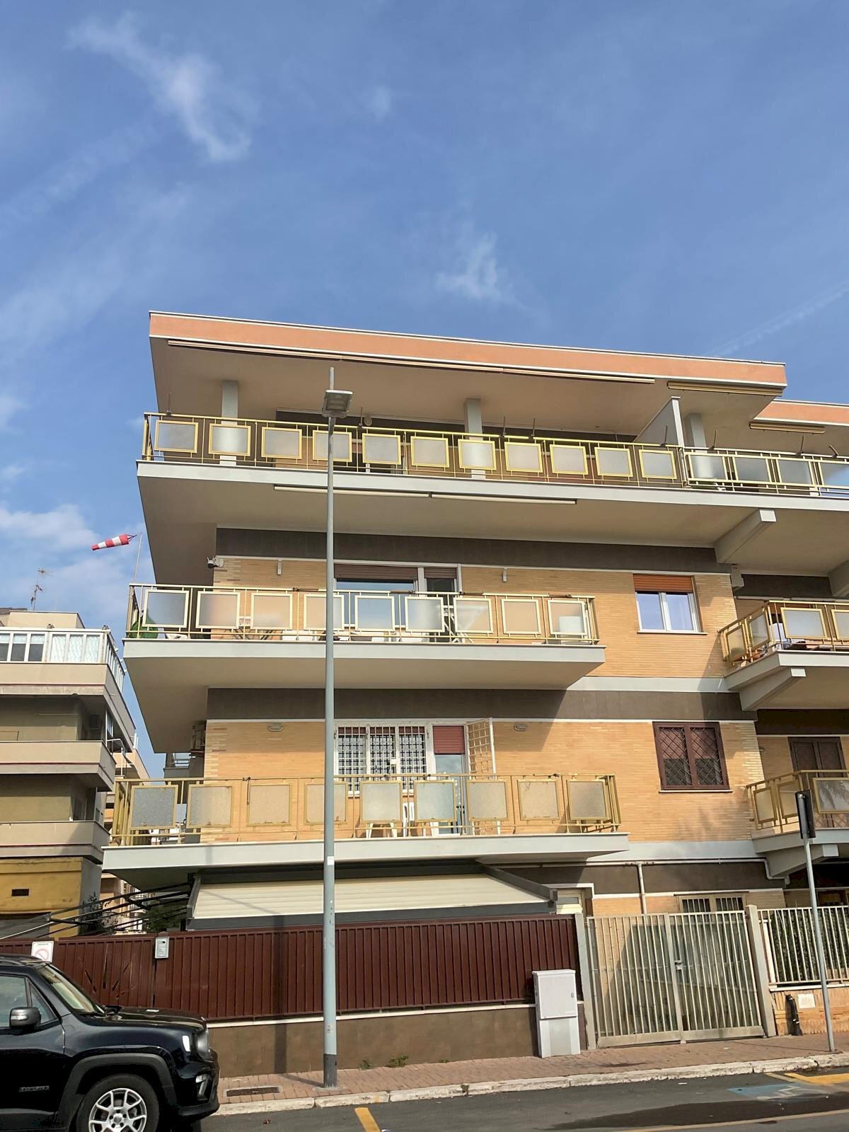 Edificio all\'aperto - Attic lungomare Paolo Toscanelli
 
216, Roma - photo 3