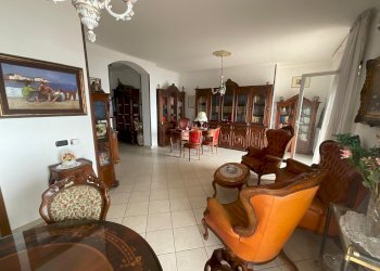 Sala da pranzo - Attic lungomare Paolo Toscanelli
 
216, Roma - photo 6