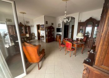 Sala da pranzo - Attic lungomare Paolo Toscanelli
 
216, Roma - photo 13