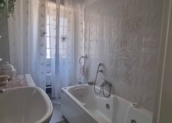 Bagno - Three-room apartment Via Delle Sirene
 
19, Roma - photo 21
