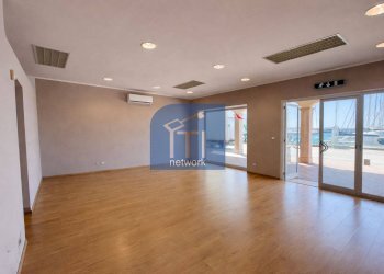 Foto 4 - Commercial Premises Lungomare Duca degli Abruzzi
 
84, Roma - photo 4