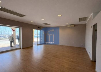 Foto 5 - Commercial Premises Lungomare Duca degli Abruzzi
 
84, Roma - photo 5