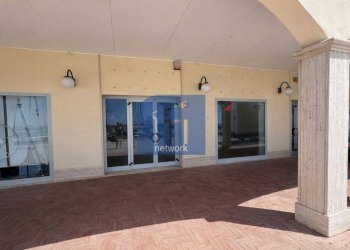 Foto 9 - Commercial Premises Lungomare Duca degli Abruzzi
 
84, Roma - photo 9