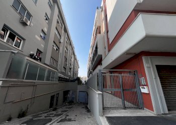 Edificio all\'aperto - Three-room apartment via delle azzorre
 
437, Roma - photo 8