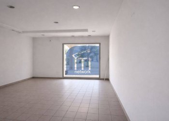 Foto 3 - Commercial Premises Lungomare Duca Degli Abruzzi
 
84, Roma - photo 3