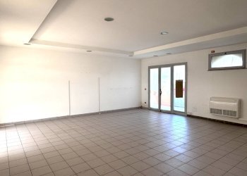 Foto 8 - Attività Commerciale Via Lungomare Duca degli Abruzzi
 
85, Roma - foto 8