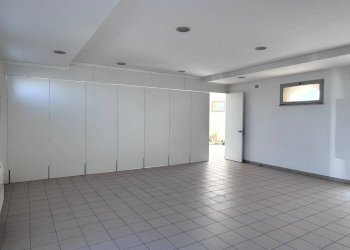 Foto 11 - Attività Commerciale Via Lungomare Duca degli Abruzzi
 
85, Roma - foto 11