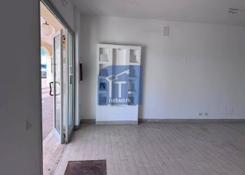 Foto 14 - Commercial Premises Via Lungomare Duca degli Abruzzi
 
83, Roma - photo 14