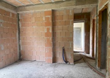 Stanza non arredata - Villa a Schiera via Ottaviano Crescenzi, Fara in Sabina - foto 7