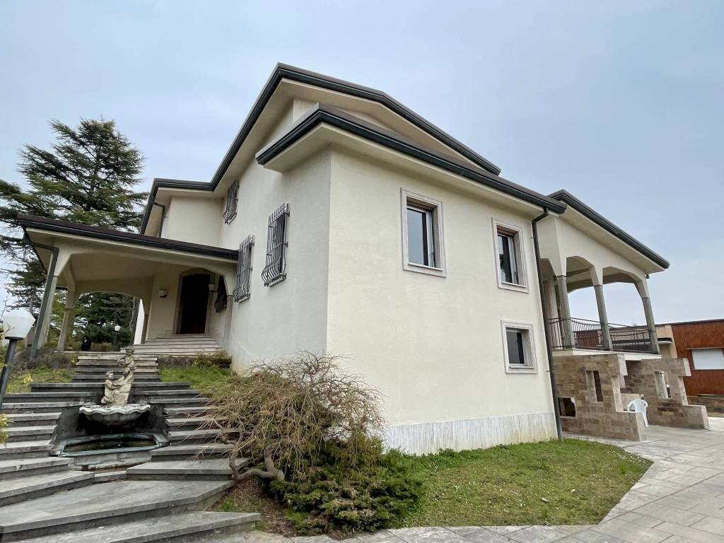 Facciata - Villa via Flavio Gioia, Acqui Terme - photo 1