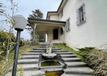 Facciata - Villa via Flavio Gioia, Acqui Terme - foto 25