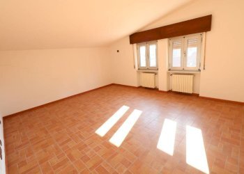 Camera da letto - Villa via Flavio Gioia, Acqui Terme - photo 22