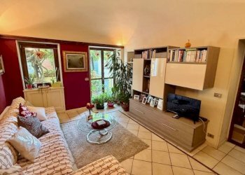 Salone - Villa a Schiera strada Cantone Bonino, 33, Biella - foto 18