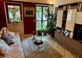 Salone - Villa a Schiera strada Cantone Bonino, 33, Biella - foto 19