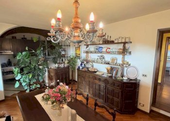 Salone - Villa a Schiera strada Cantone Bonino, 33, Biella - foto 24