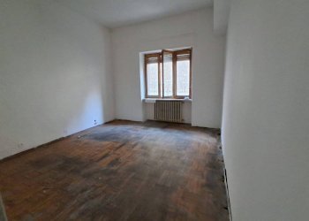 Camera da letto - Trilocale via Valdieri, 2, Borgo San Dalmazzo - foto 17