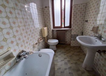 Bagno - Trilocale via Valdieri, 2, Borgo San Dalmazzo - foto 24