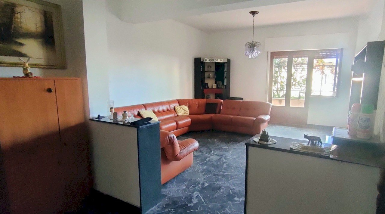 IMG20251025094055~3.jpg - Four-room apartment Reggio di Calabria - photo 2