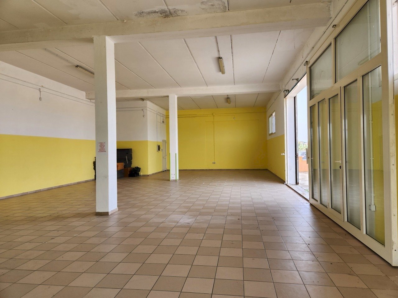 3.jpg - Locale Commerciale Ussana - foto 3