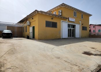 1.jpg - Locale Commerciale Ussana - foto 1