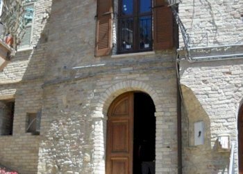 26 COLONNELLA -CENTROSTORICOCASA PARZIALMENTE .jpg - Casa indipendente Colonnella - foto 2