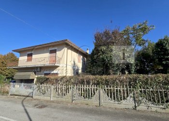 Esterno - Villa via Veneto 52, Castegnero - foto 2