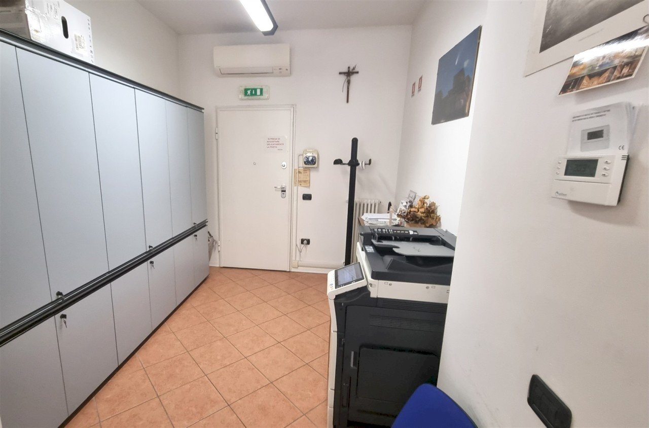 20251007_112856.jpg - Office Piazza Giuseppe Garibaldi 16/a, Langhirano - photo 2