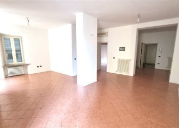 20260401_100737.jpg - Ufficio Piazza Giuseppe Garibaldi 16/a, Langhirano - foto 3