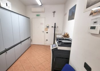 20251007_112856.jpg - Ufficio Piazza Giacomo Ferrari 1, Langhirano - foto 2