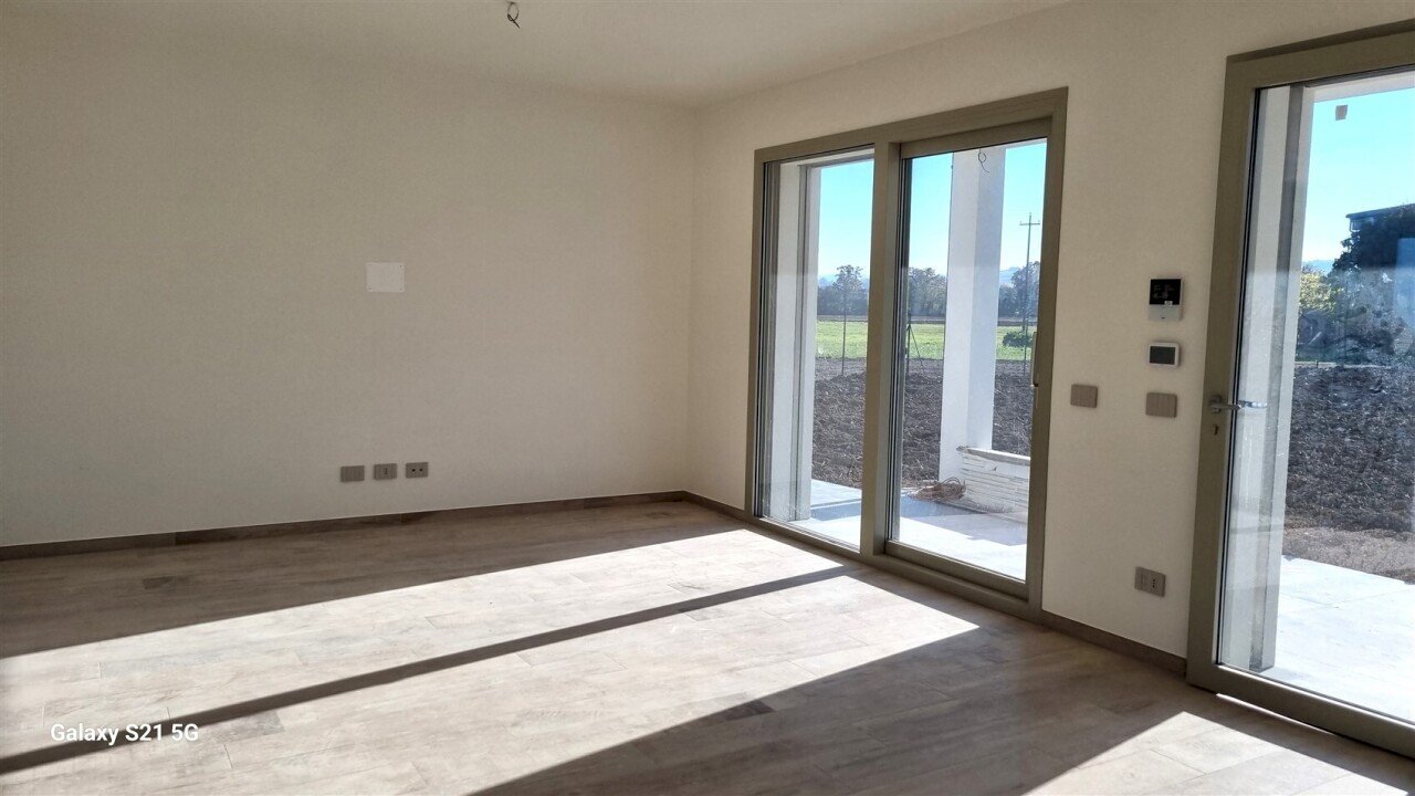 20231123_134037.jpg - Three-family Villa Strada Martinella 180, Parma - photo 1