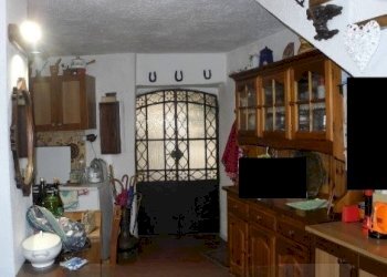 3.jpg - Appartamento all'asta Via Palestro 10, Cosio d'Arroscia - foto 2