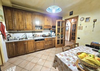 9.jpg - Villa a Schiera Via Godola 26, Massa - foto 4