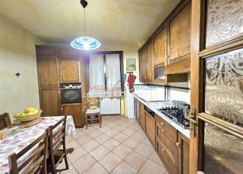 8.jpg - Villa a Schiera Via Godola 26, Massa - foto 5