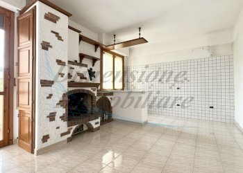 photo_4_2025-10-24_10-49-11.jpg - Terratetto - Terracielo Via C. Pascarella, Rosignano Marittimo - foto 4