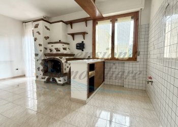 photo_16_2025-10-24_10-49-11.jpg - Terratetto - Terracielo Via C. Pascarella, Rosignano Marittimo - foto 5