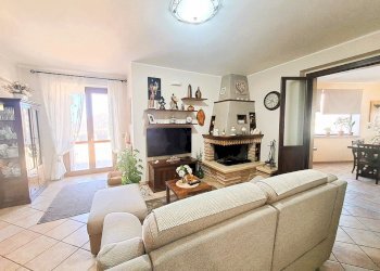 10.jpeg - Four-room apartment Vocabolo Macchia, Lugnano in Teverina - photo 11