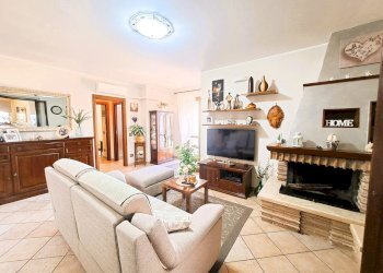 11.jpeg - Four-room apartment Vocabolo Macchia, Lugnano in Teverina - photo 12