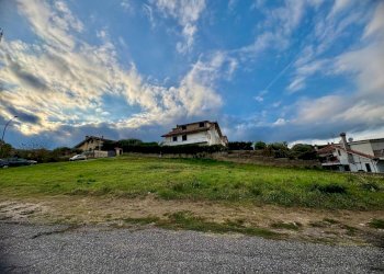 WhatsApp Image 2025-10-21 at 19.22.44 (1).jpeg - Terreno edificabile Via Eutropio snc, Guidonia Montecelio - foto 3