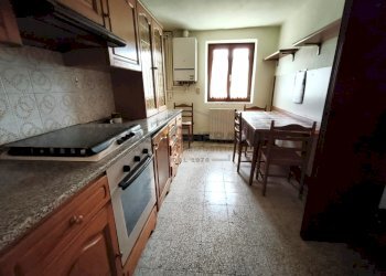 CUCINA 1.jpeg - Terratetto - Terracielo Via Strada Della Regina, Almenno San Bartolomeo - foto 12