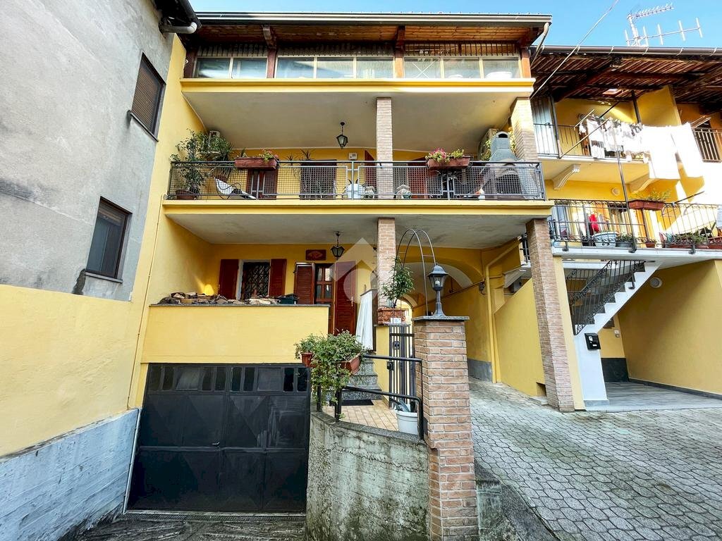 Casa semi indipendente Via Guglielmo Marconi, Banchette - foto 2