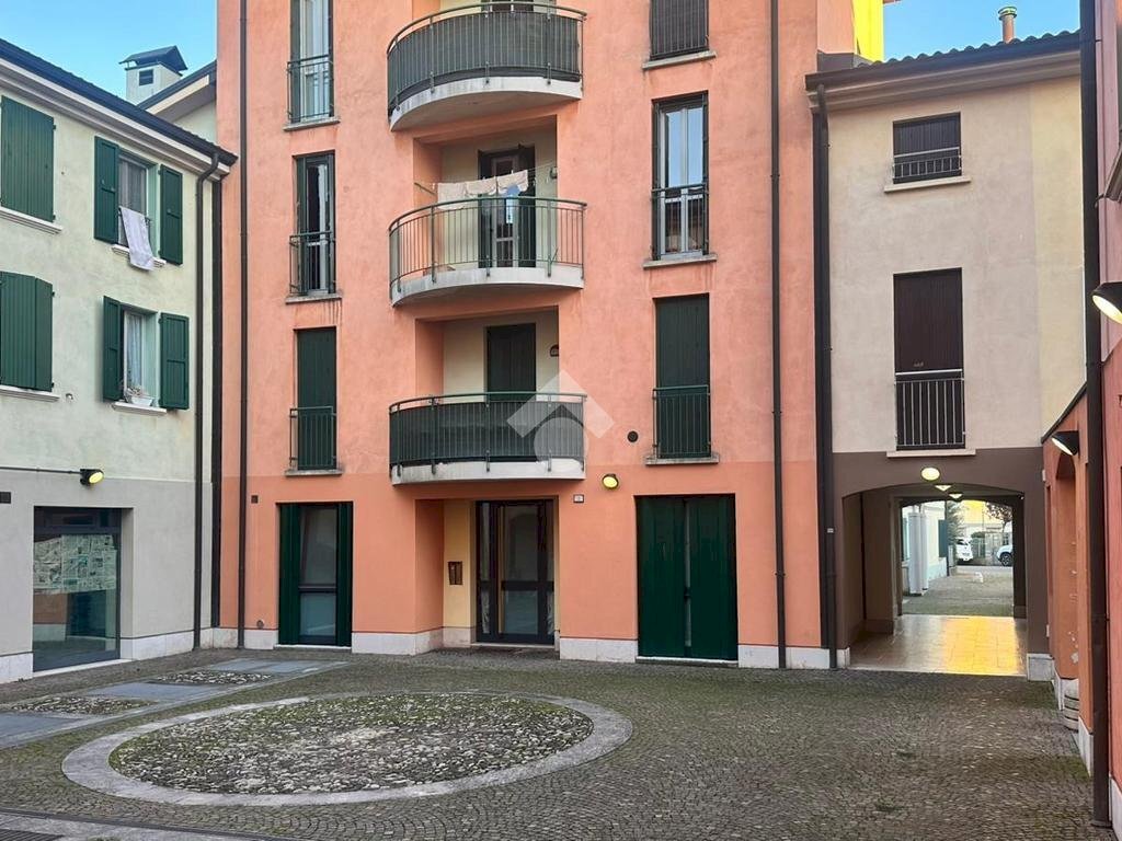Three-room apartment Via roma, Bagnolo in Piano - photo 2